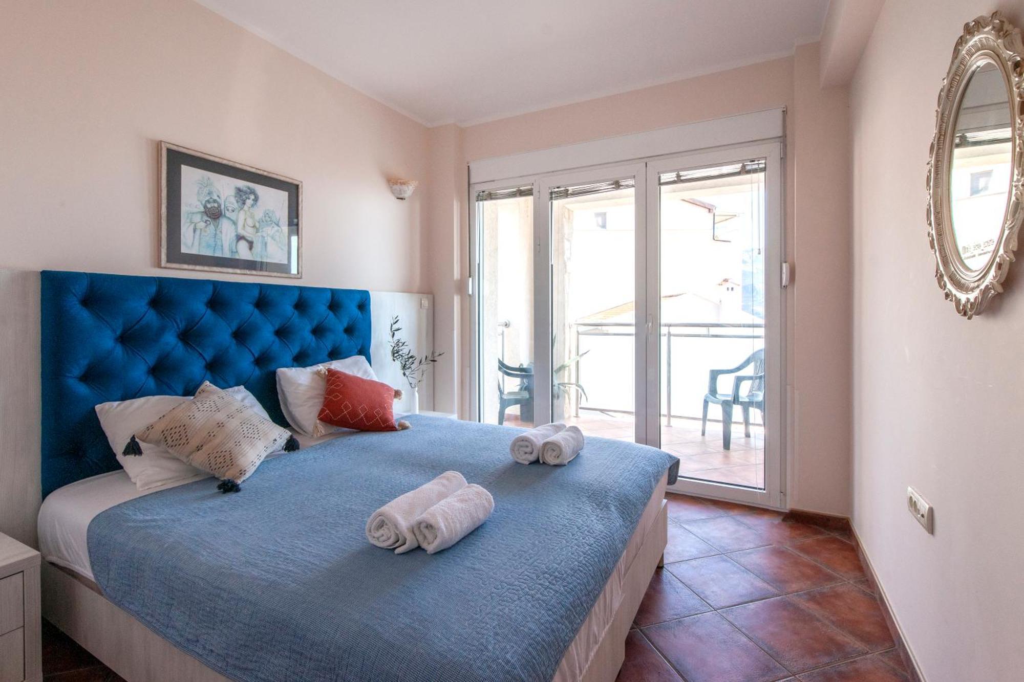 Mila & Aleksandr Apartments Budva Luaran gambar