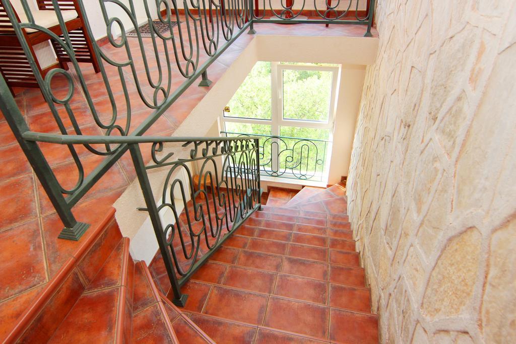 Mila & Aleksandr Apartments Budva Luaran gambar