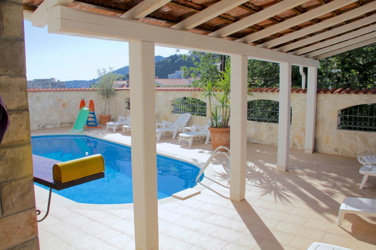 Mila & Aleksandr Apartments Budva Luaran gambar